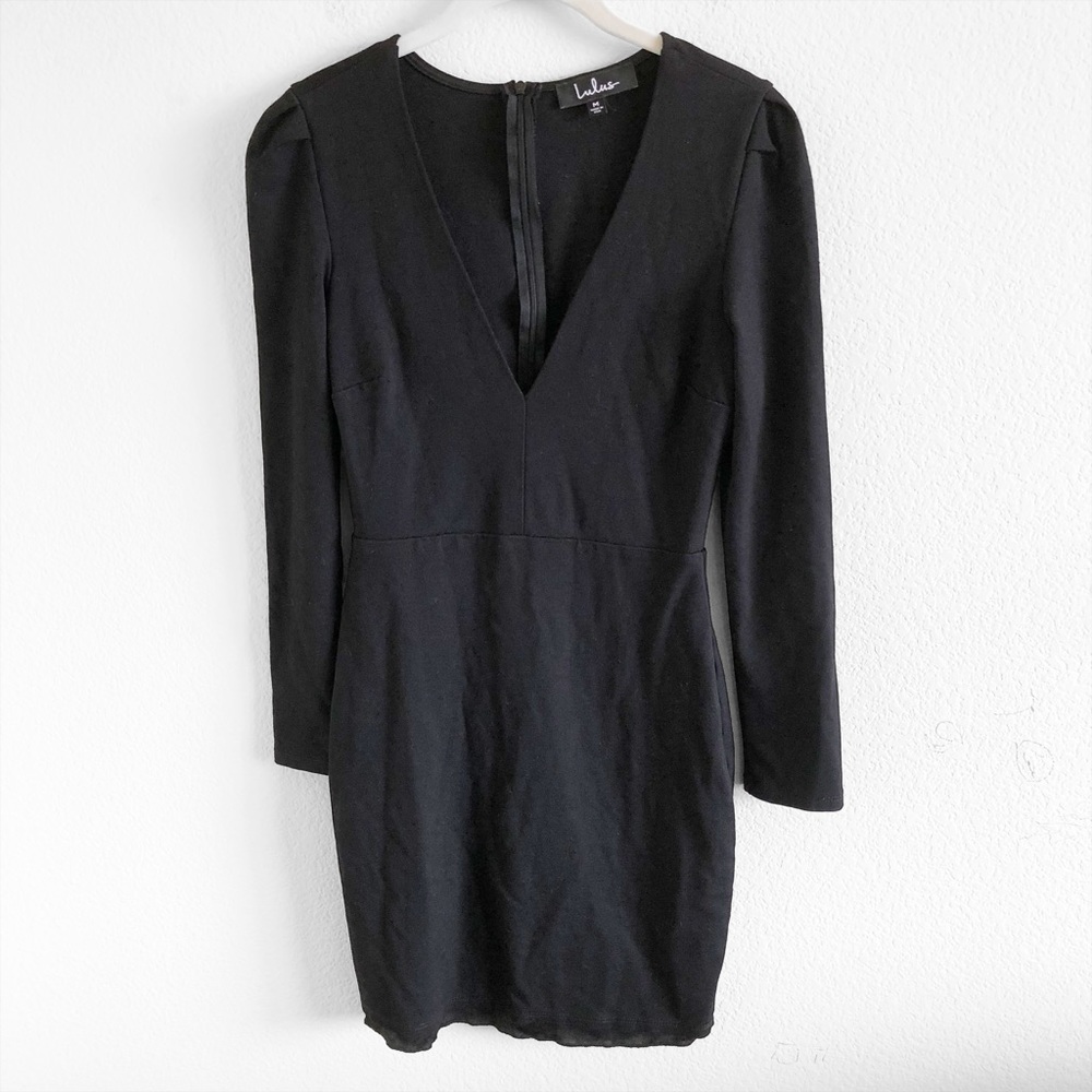 Lulu’s Deep V Sheath Dress Size Medium